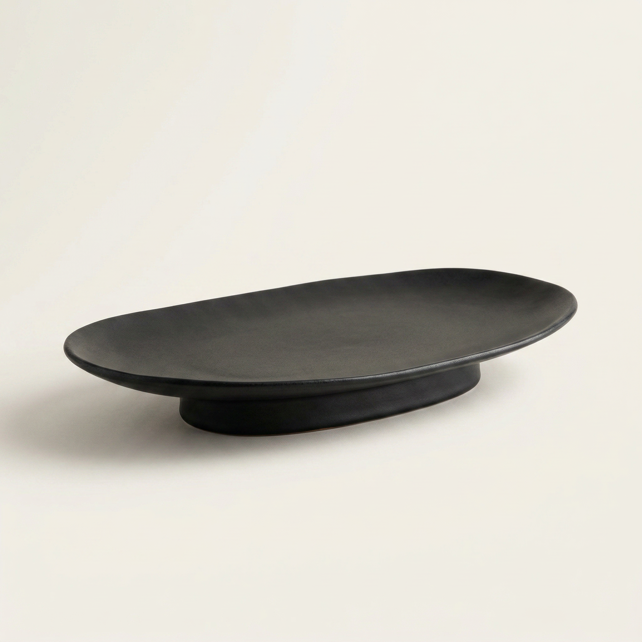 Elongated Ceramic Pedestal Plate — Onyx